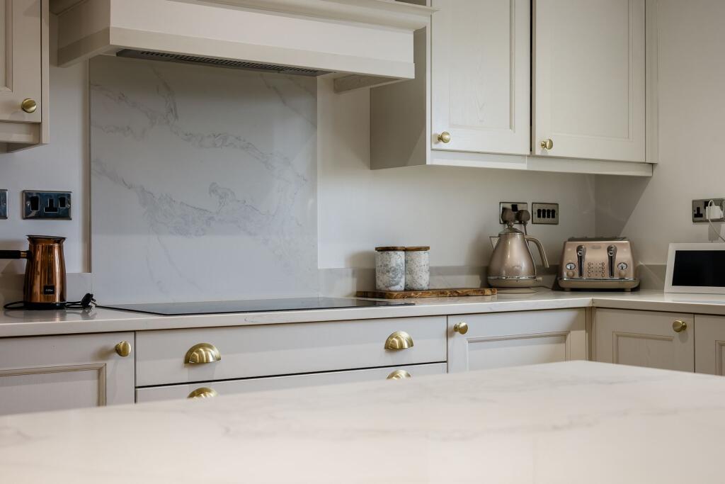 House in Stockport, Greater Manchester - View 5