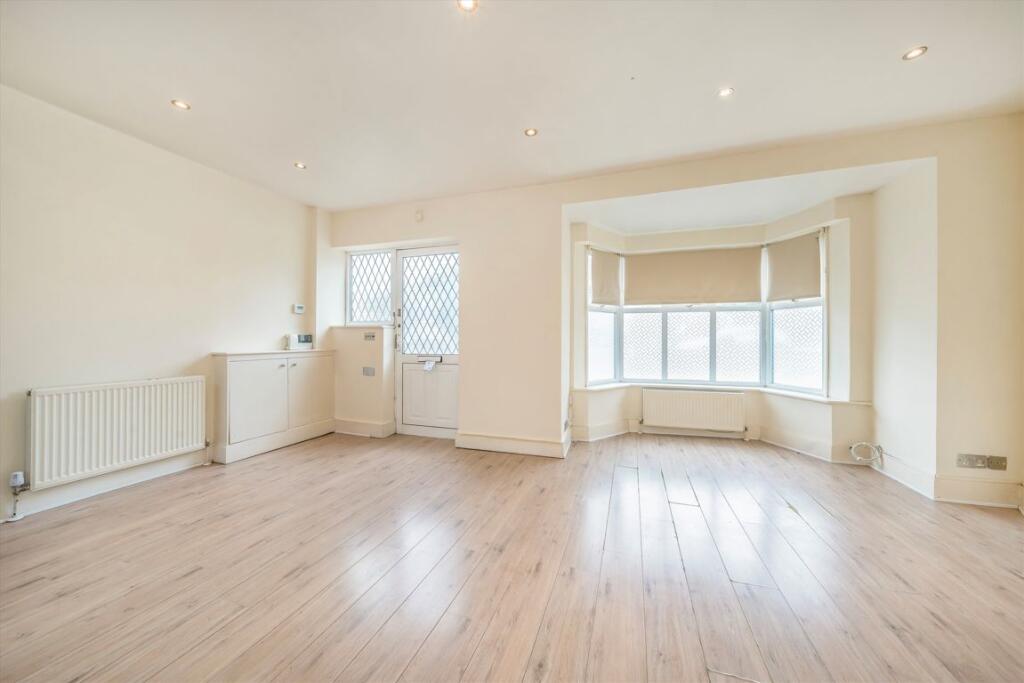 Boston Manor Road, Brentford - View 2