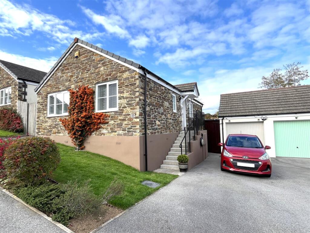 Main image of property: Du Maurier Drive, Fowey