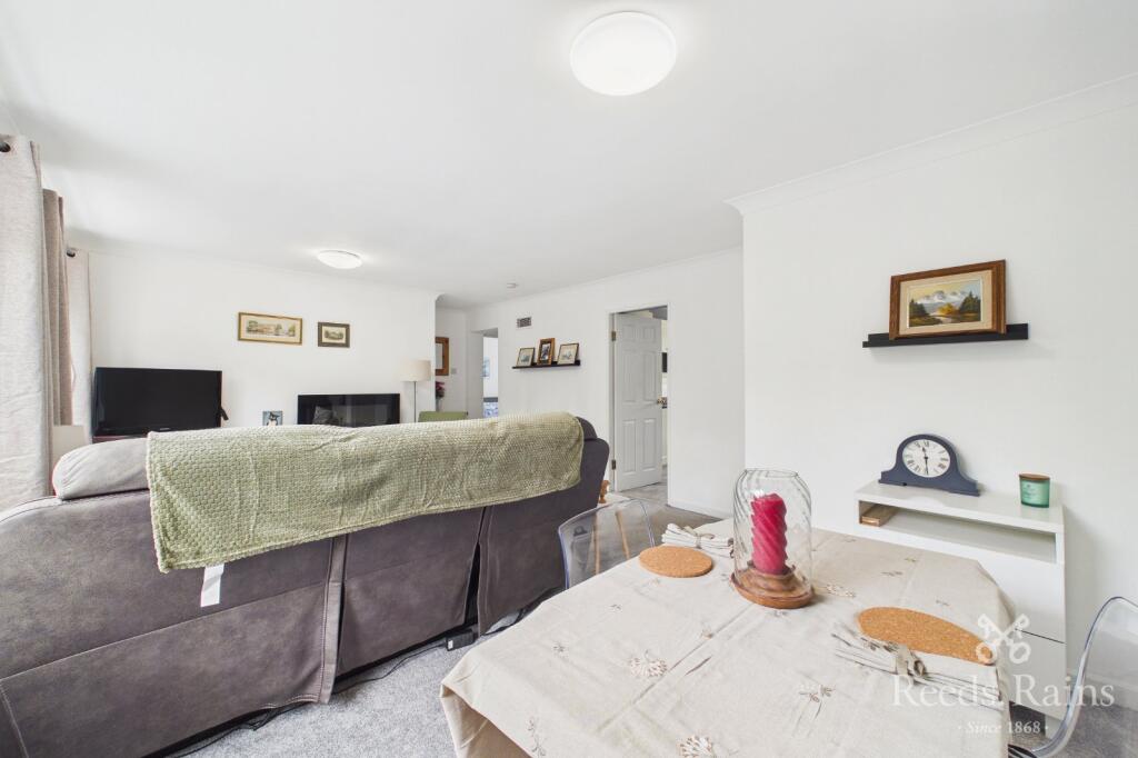 Apartment in Sheffield - View 4