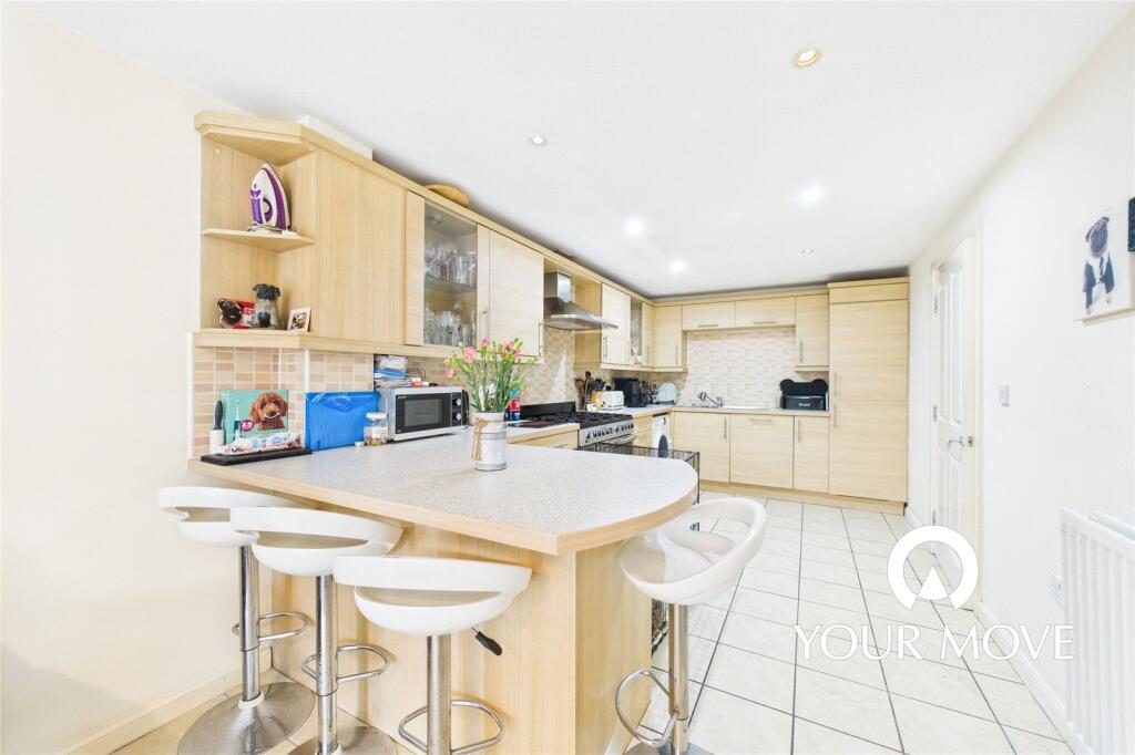Nelson Close, Harleston, Norfolk, IP20 photo 2