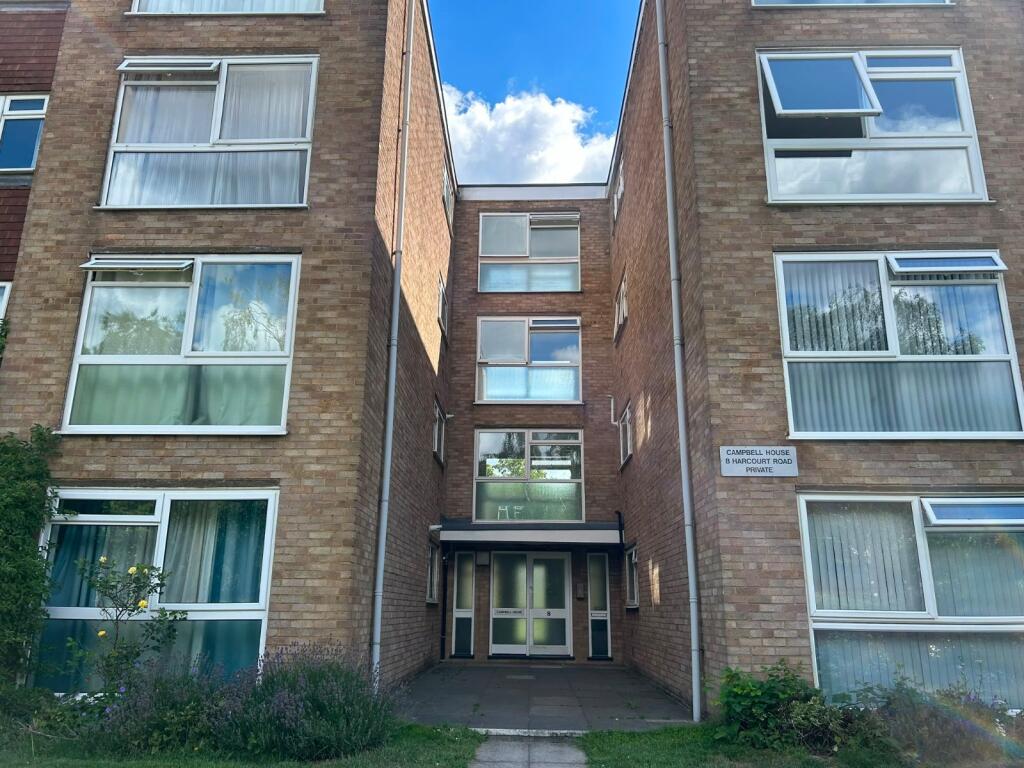 Apartment in Sutton