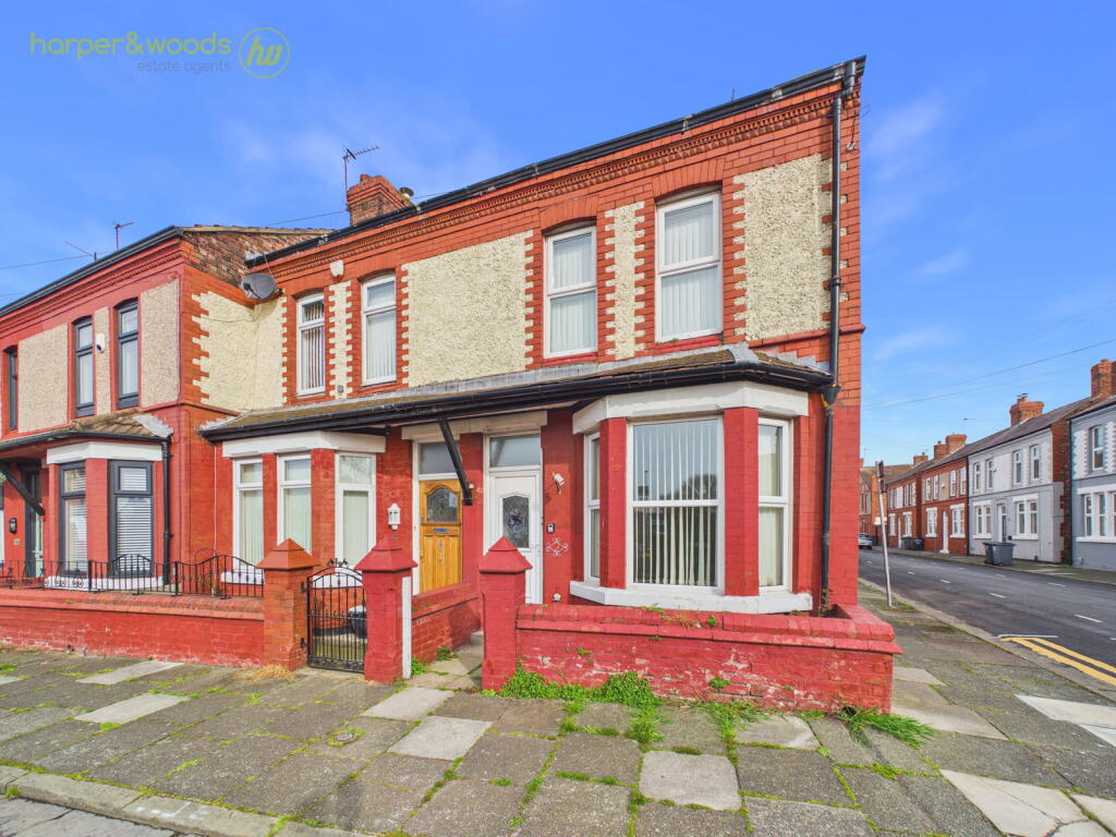 House in Wirral, Liverpool City Region - View 2