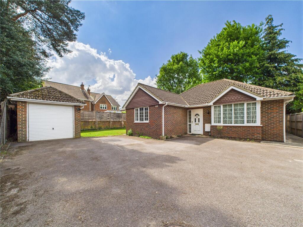 Main image of property: Queens Road, Fleet, Hampshire, GU52