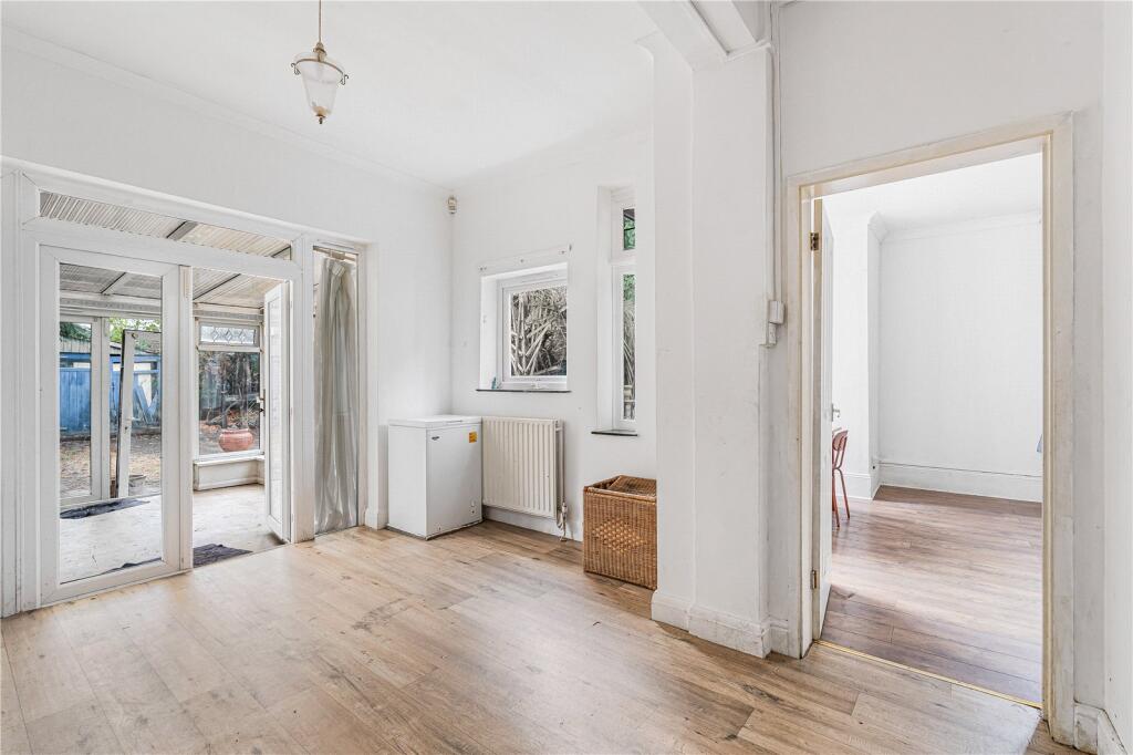 Apartment in London - View 5