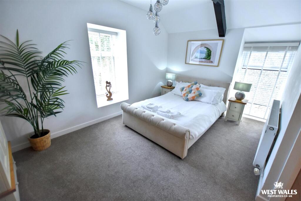 Greenhill Rd, The green, Tenby - View 3