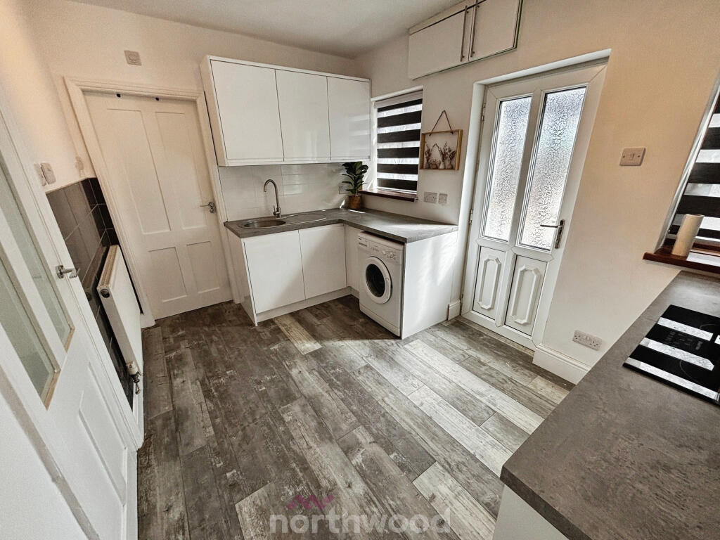 House in Doncaster - View 3