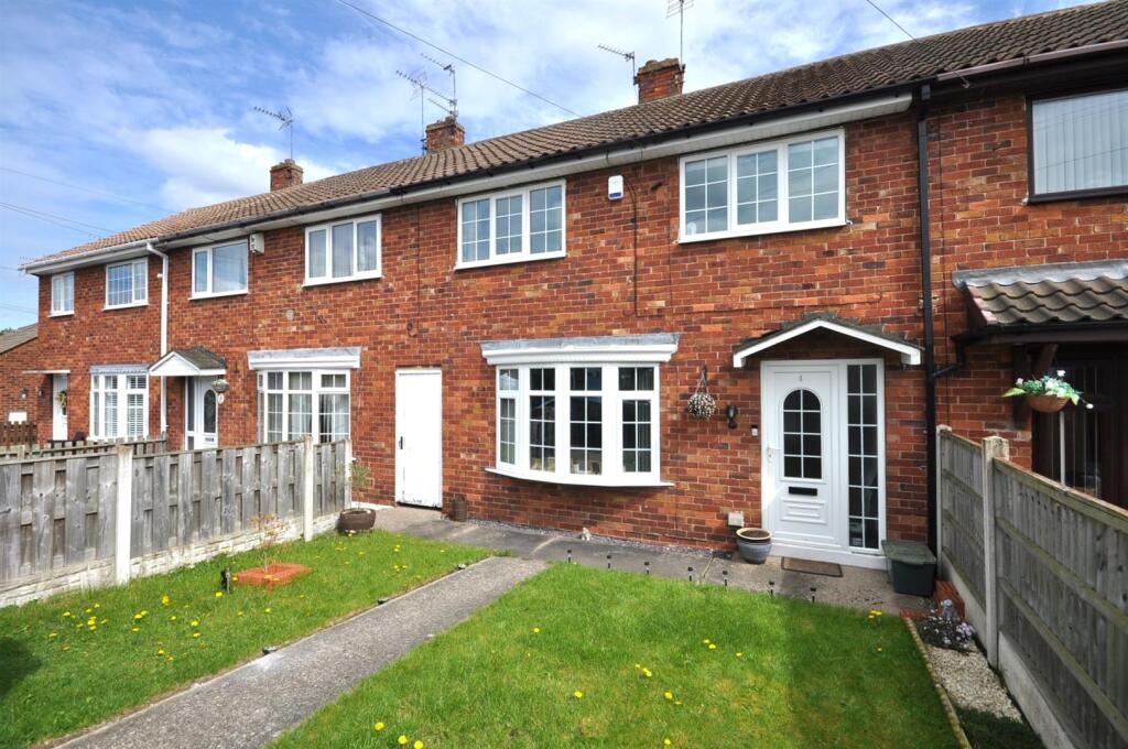 Main image of property: Peel Hill Road, Thorne, Doncaster
