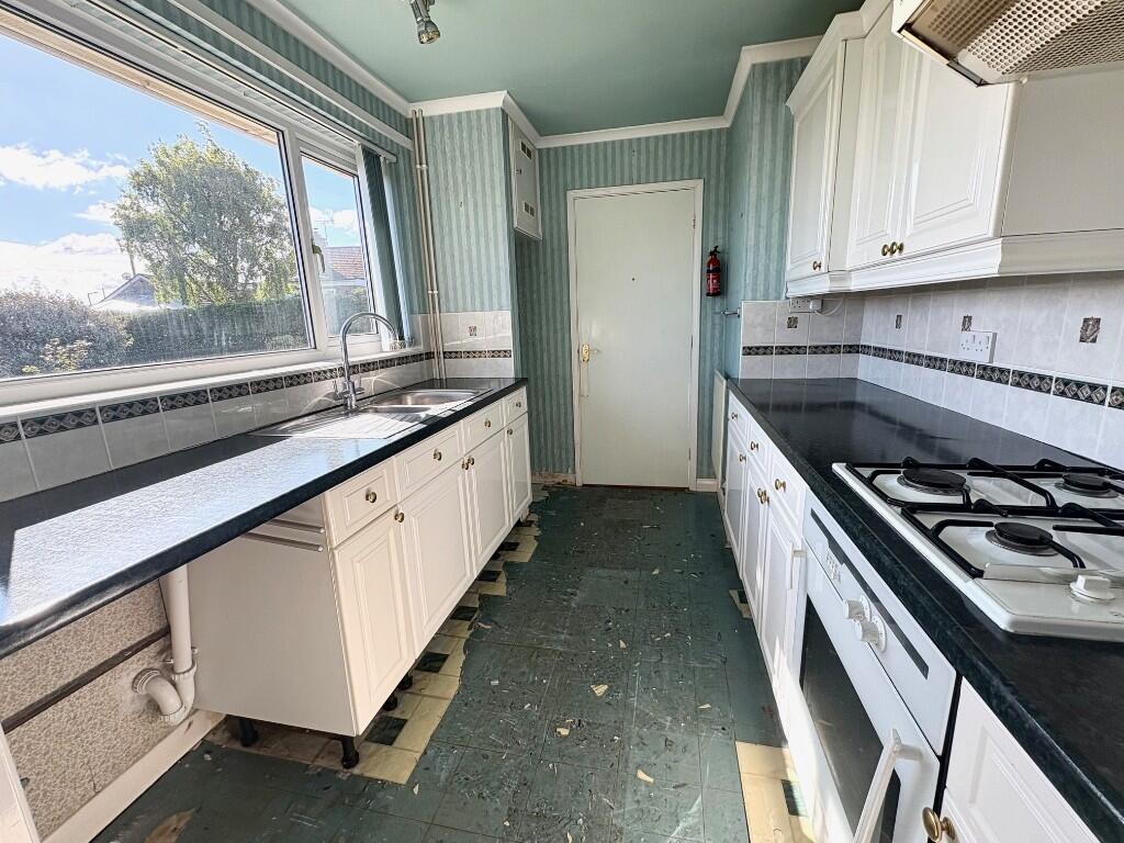 7 Hillcrest Avenue, Hulland Ward, DE6 3FW photo 4