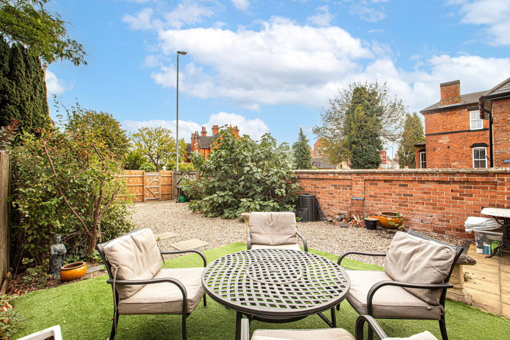 House in Leicester - View 4
