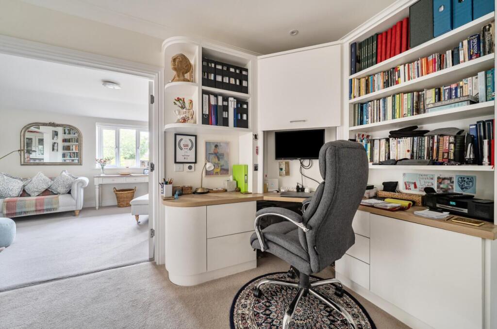 Apartment in South Oxfordshire, Thame - More