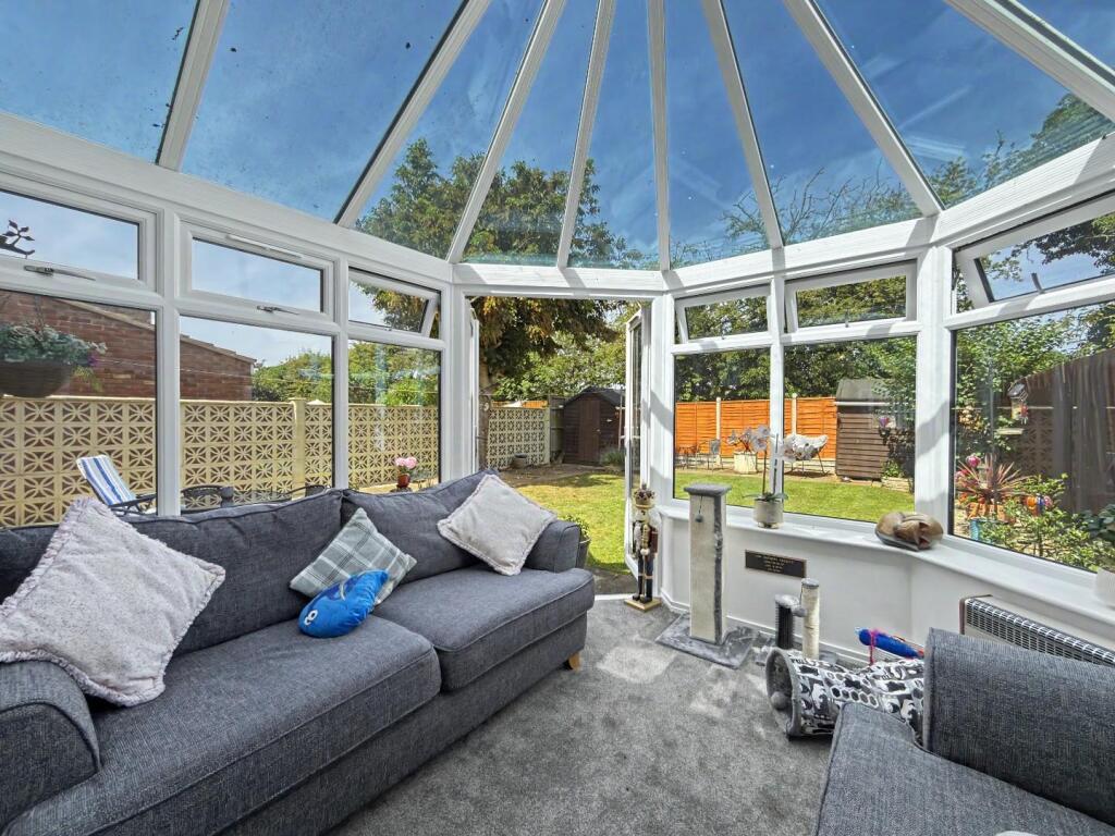 Wrenbury Road, Duston, Northampton NN5 photo 4