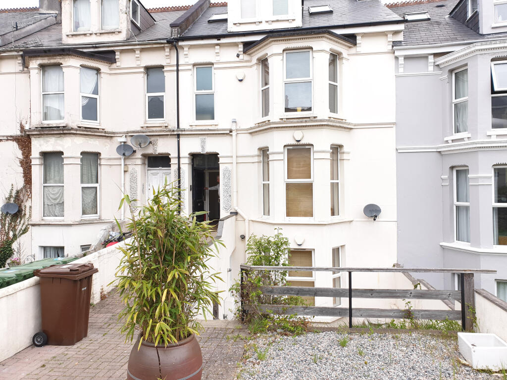 Apartment in Plymouth - More