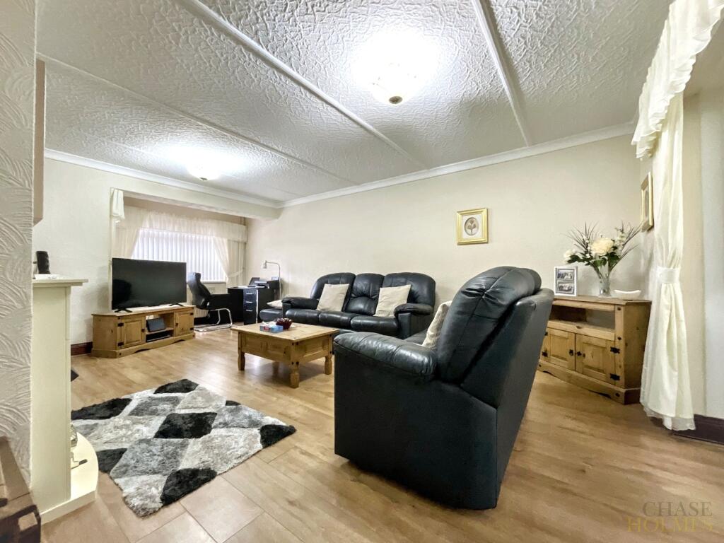 3 bedroom semi-detached house for sale in Boldon Drive, West Boldon, NE36 - More