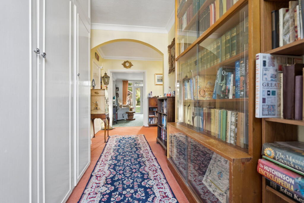 House in Harrow - View 4
