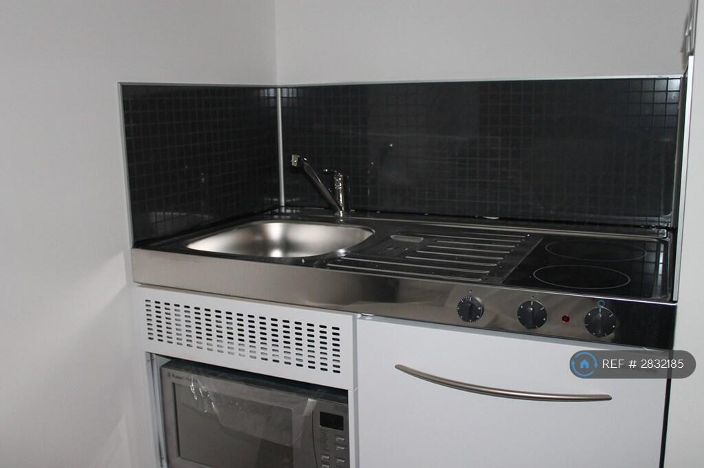 Additional image 8 of Glastonbury Road, Wells, BA5