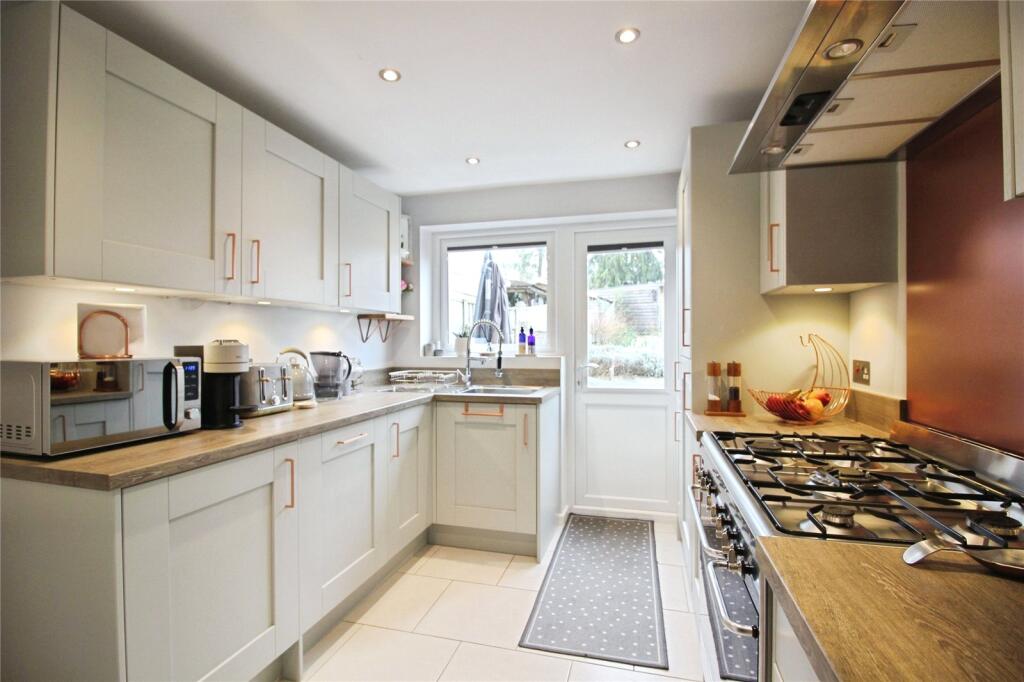 Ashampstead Road, Southcote, Reading, RG30 photo 4