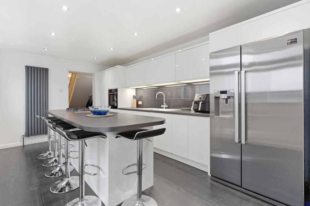 House in Weston-super-Mare, Whitecross Village - View 4
