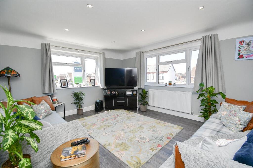 Apartment in Moreton, Liverpool City Region - View 2