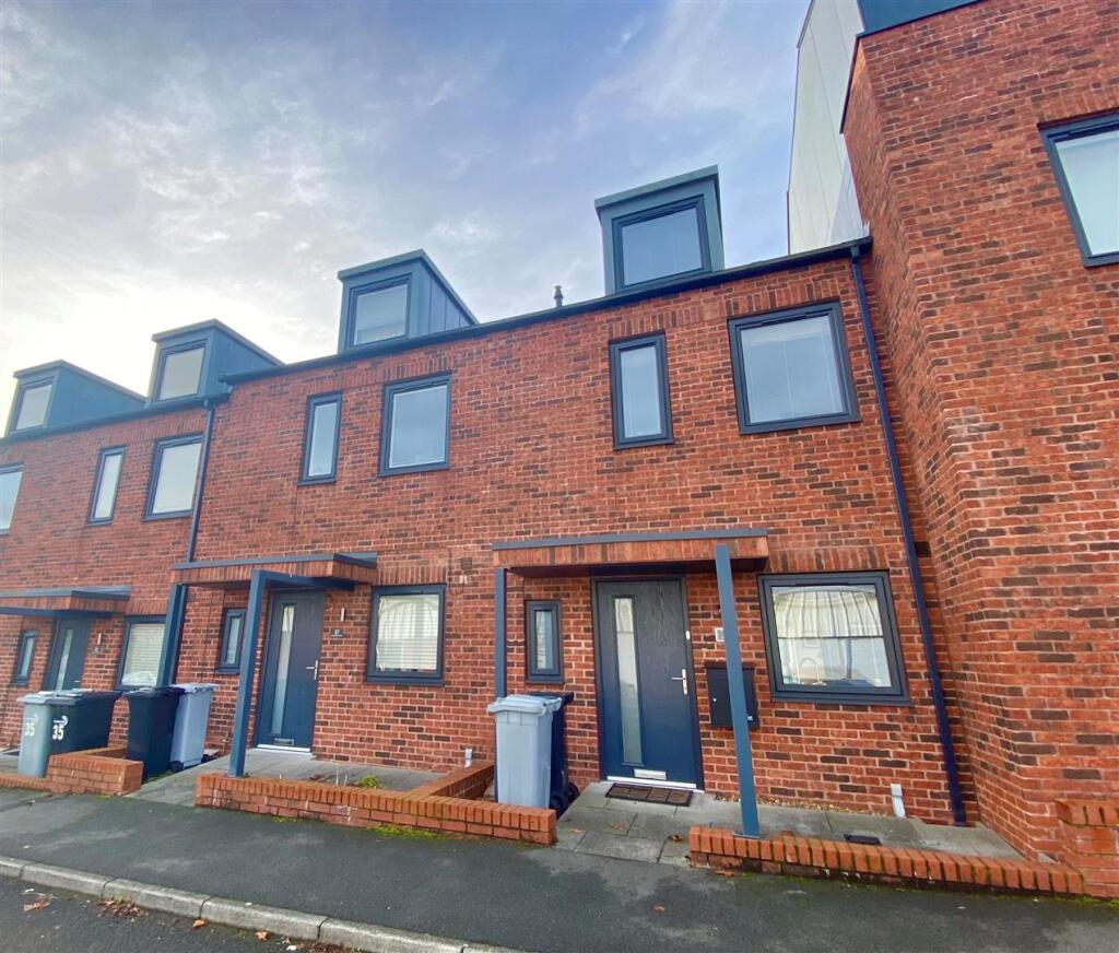 Main image of property: Paradise Street, Macclesfield