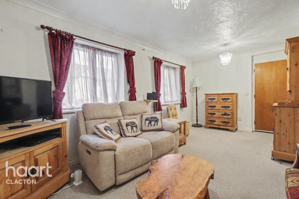 Botanical Way, Clacton-on-Sea photo 2
