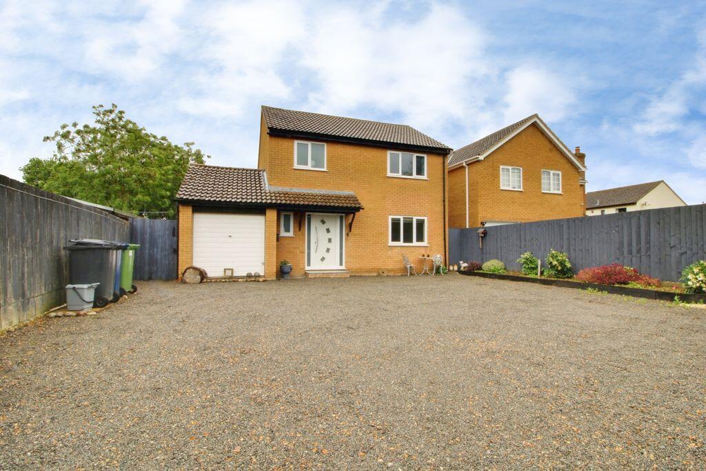 Main image of property: High Street, St. Neots