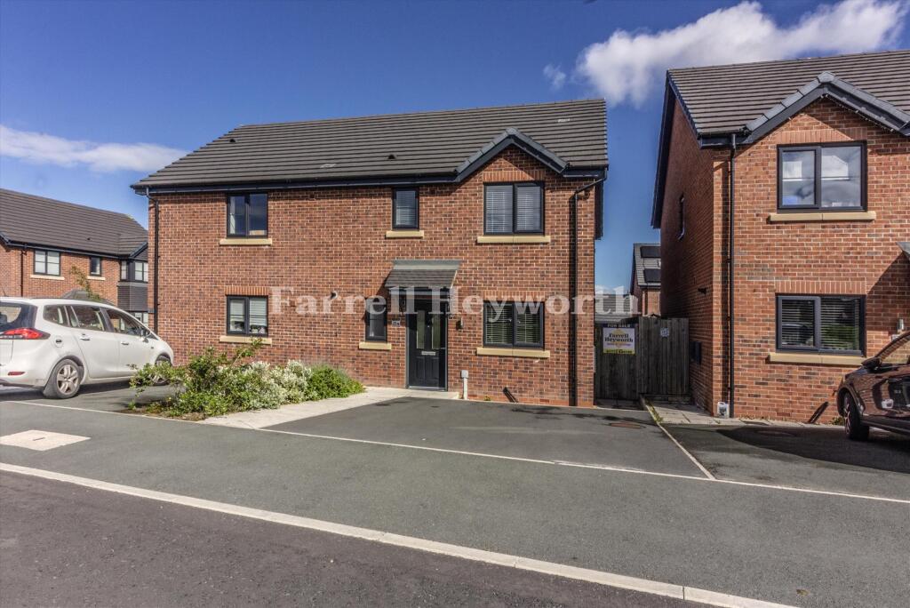 3-bed house on Cannock Crescent, Leyland, £106,000