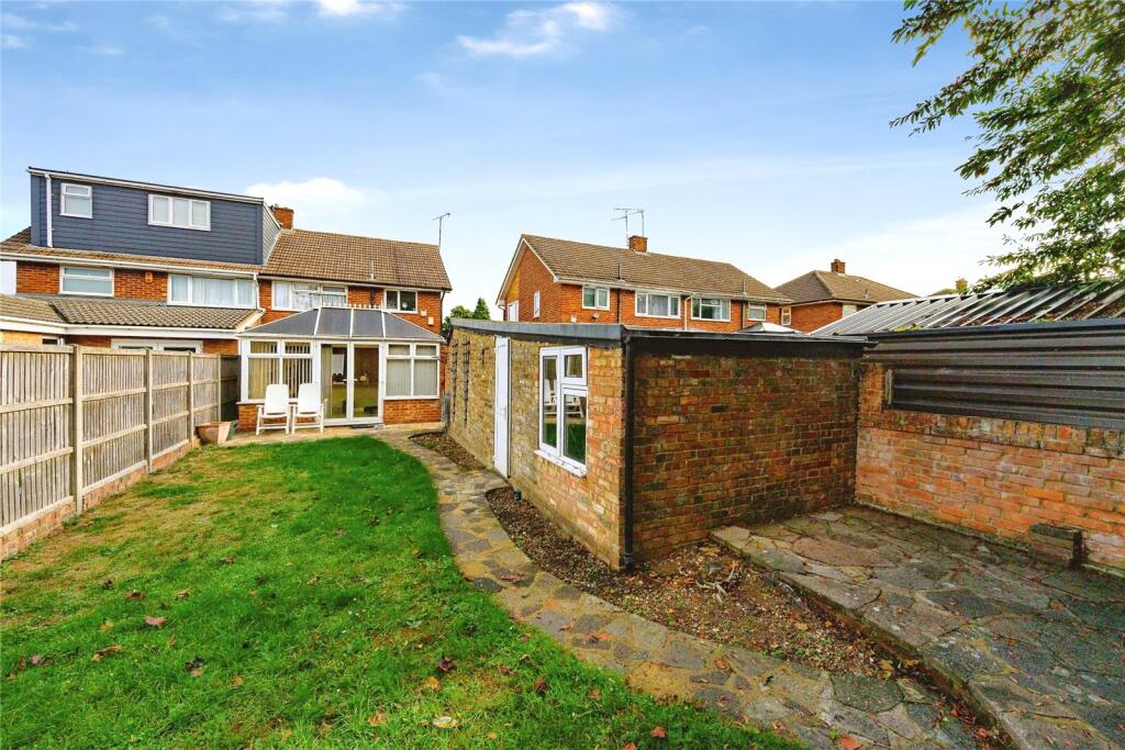 Carterweys, Dunstable, Bedfordshire, LU5 photo 2