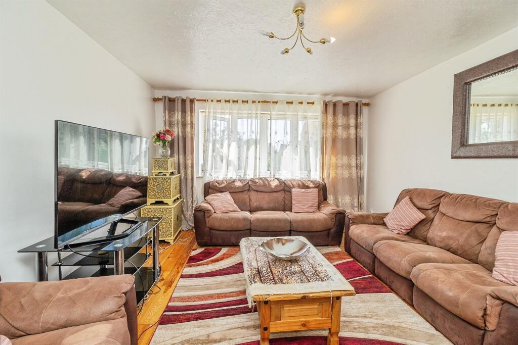 House in Milton Keynes, Monkston, Kents Hill, Monkston and Brinklow - View 5