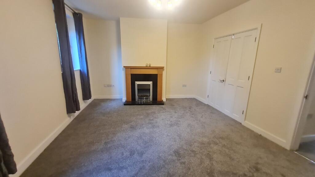 Apartment in Wakefield - View 4
