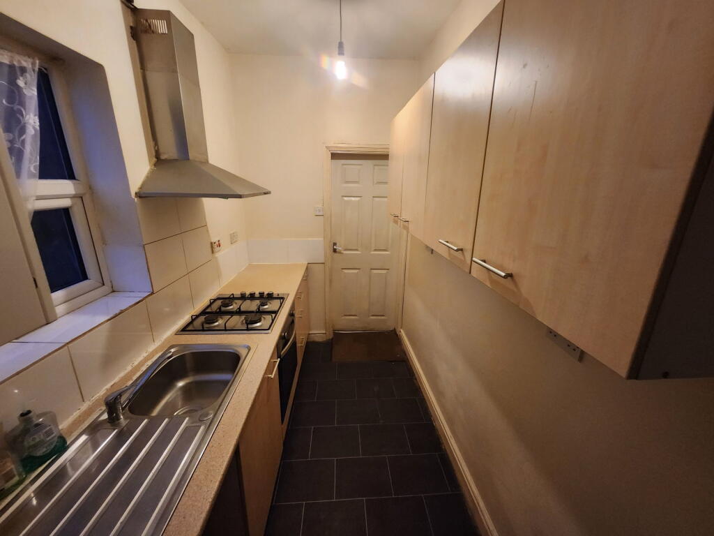 House in Sandwell, West Midlands - View 2