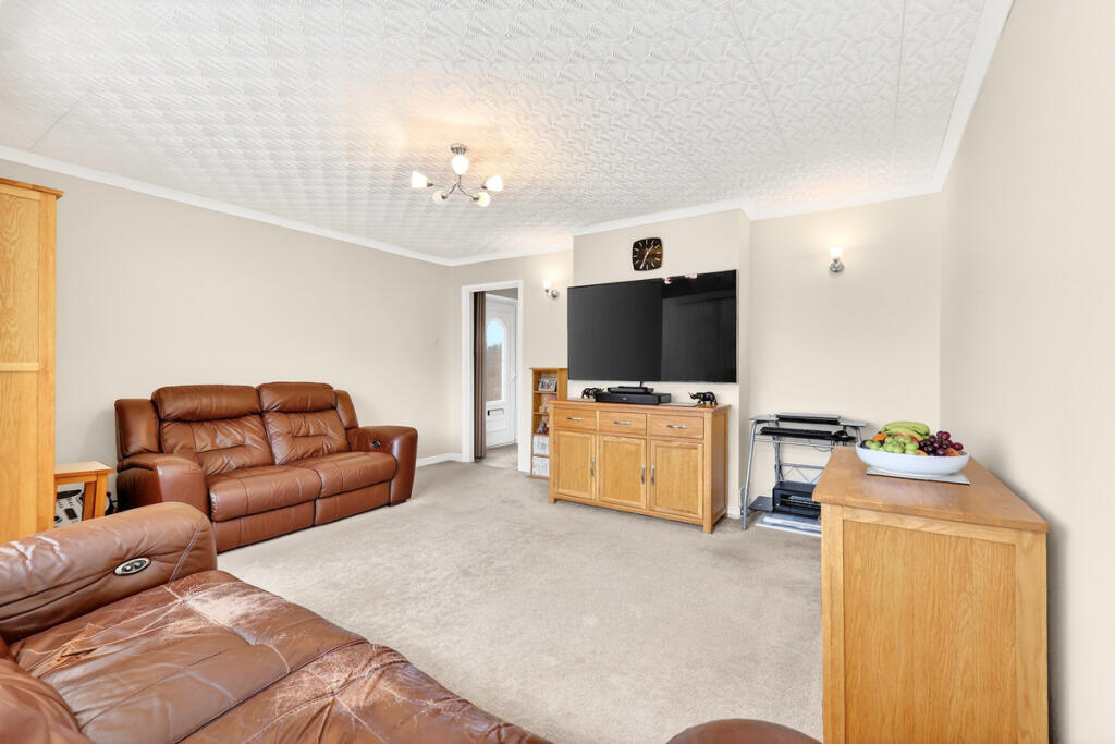 House in Southend-on-Sea - View 5