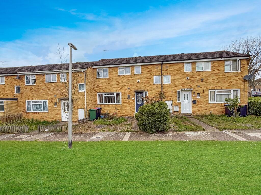 Main image of property: Chestnut Walk, Witham, CM8