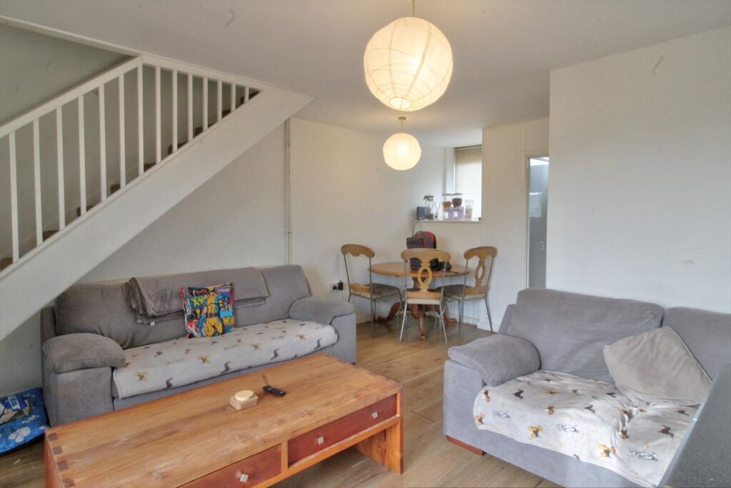 Apartment in Harlow, Essex - More