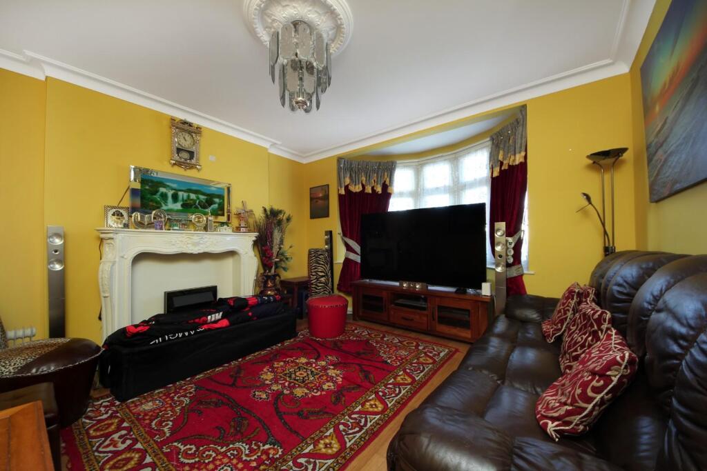 House in London - View 4