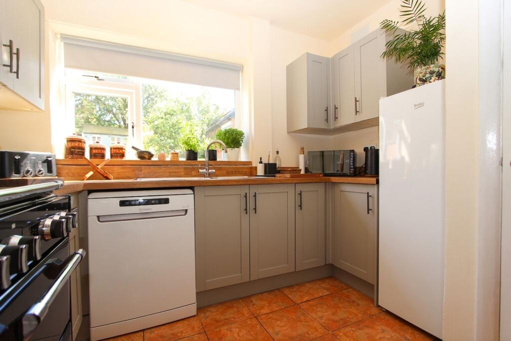Churchill Road, Sutton Coldfield, B75 - More