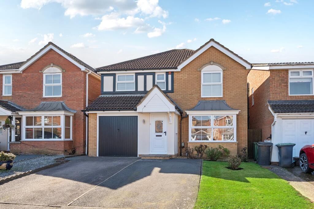 4-bed detached on Eisenhower Road, Shefford, SG17, £525,000