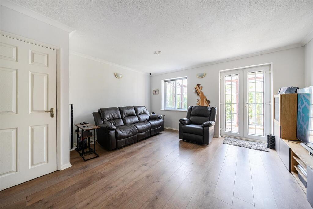 House in Reading - View 3