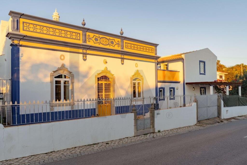 Main image of property: Algarve, Santa Bárbara de Nexe
