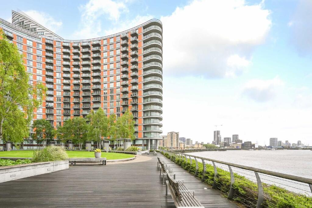 Main image of property: Fairmont Avenue, Canary Wharf