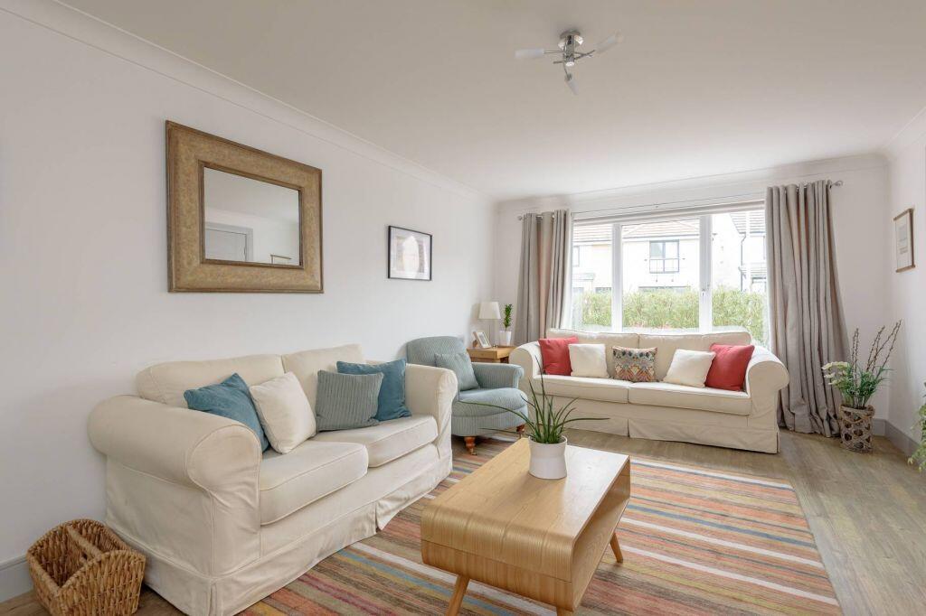 35 Dempster Place, Dunbar, EH42 1ZR photo 3