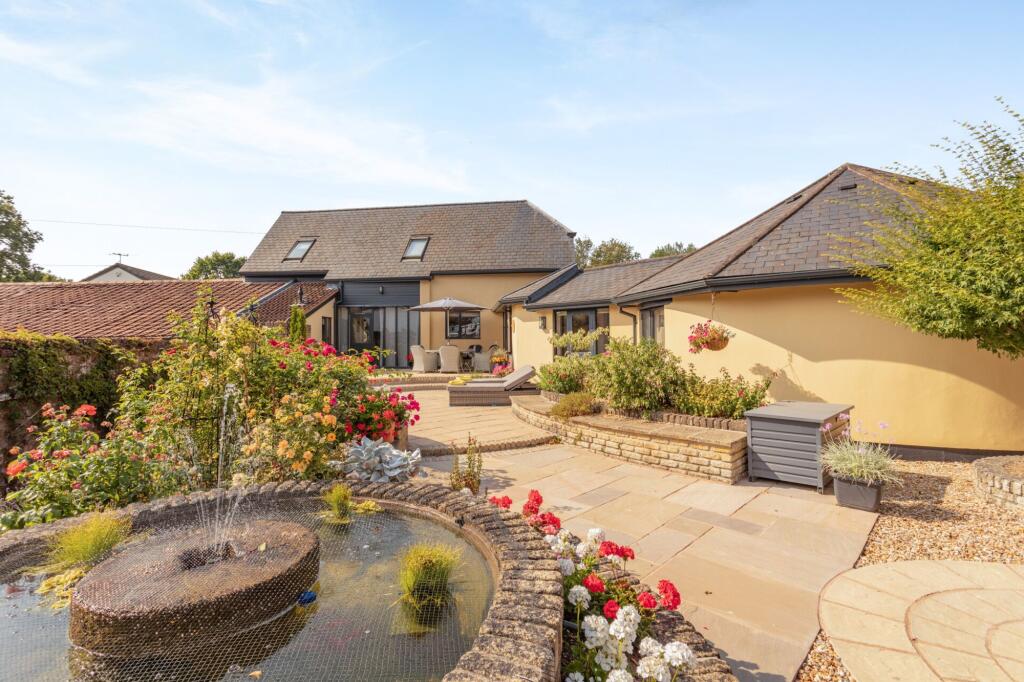 Main image of property: Broadclyst Road, Whimple, EX5