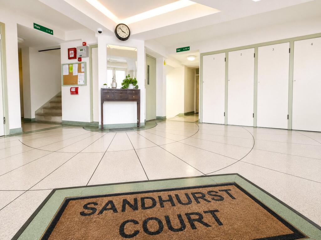 Apartment in London, Clapham Park, Stockwell - More
