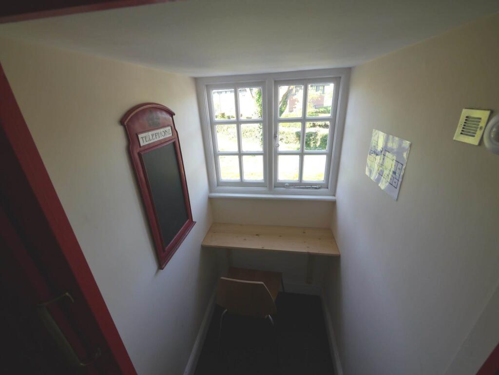 Additional image 20 of Great North Road, Hatfield