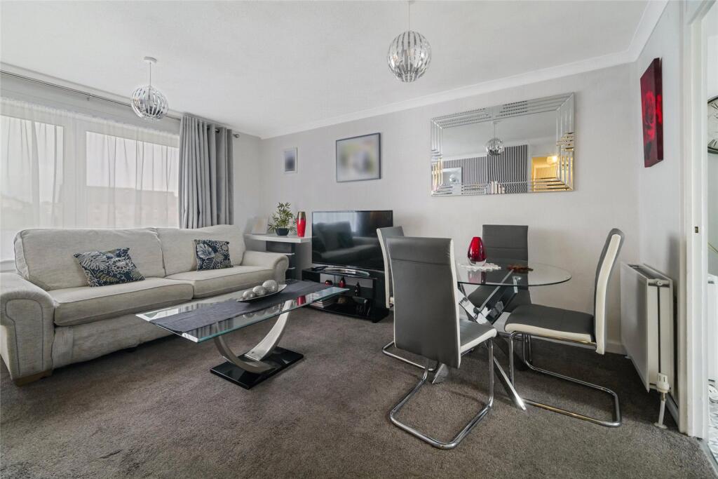 Apartment in Greenock, Inverclyde - View 4