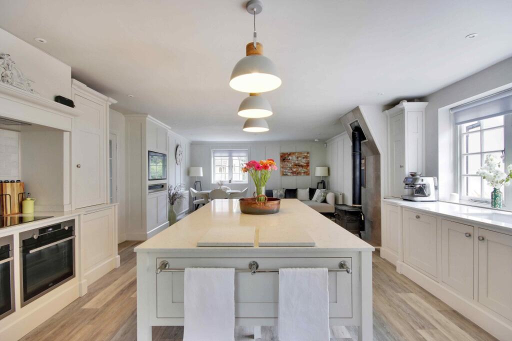 House in Rochester - View 5