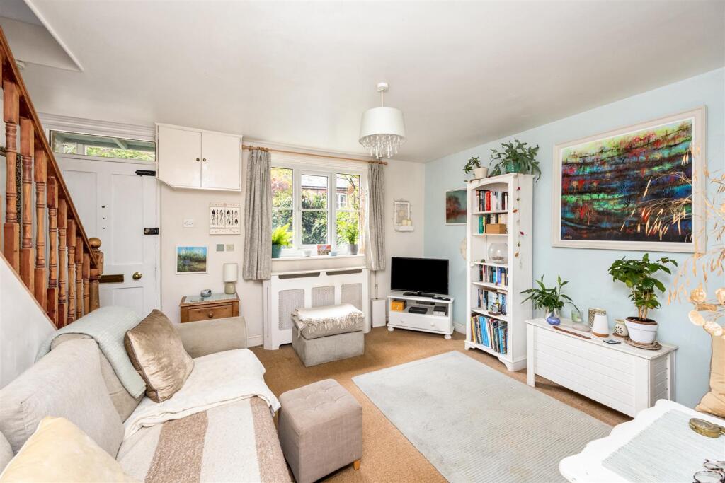 House in Haywards Heath, Bolney - View 2