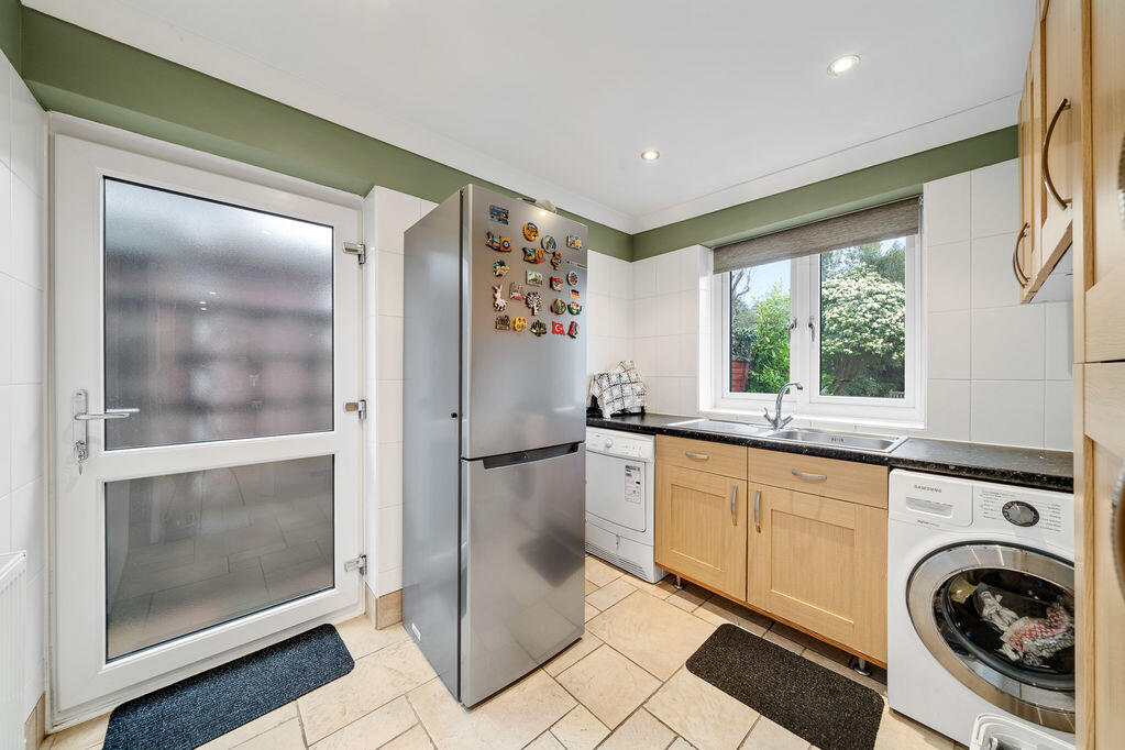 St Georges Road West, Bickley, Bromley photo 5