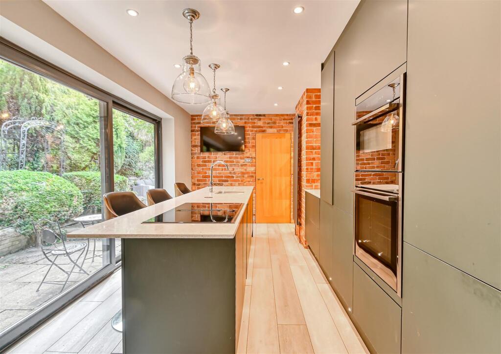 House in Telford - View 4