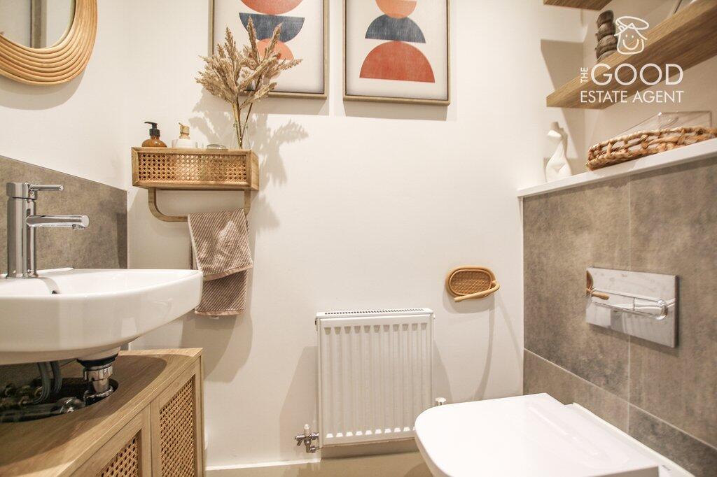 House in East Cambridgeshire, Soham - More